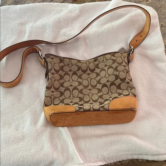 Coach Signature Brown and Tan Shoulder Bag - Picture 1 of 7